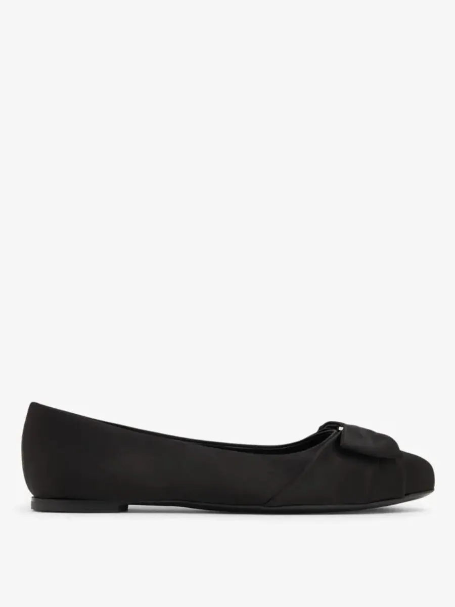 Балетки Ferragamo с бантом Vara — изображение 1 из 4, черный