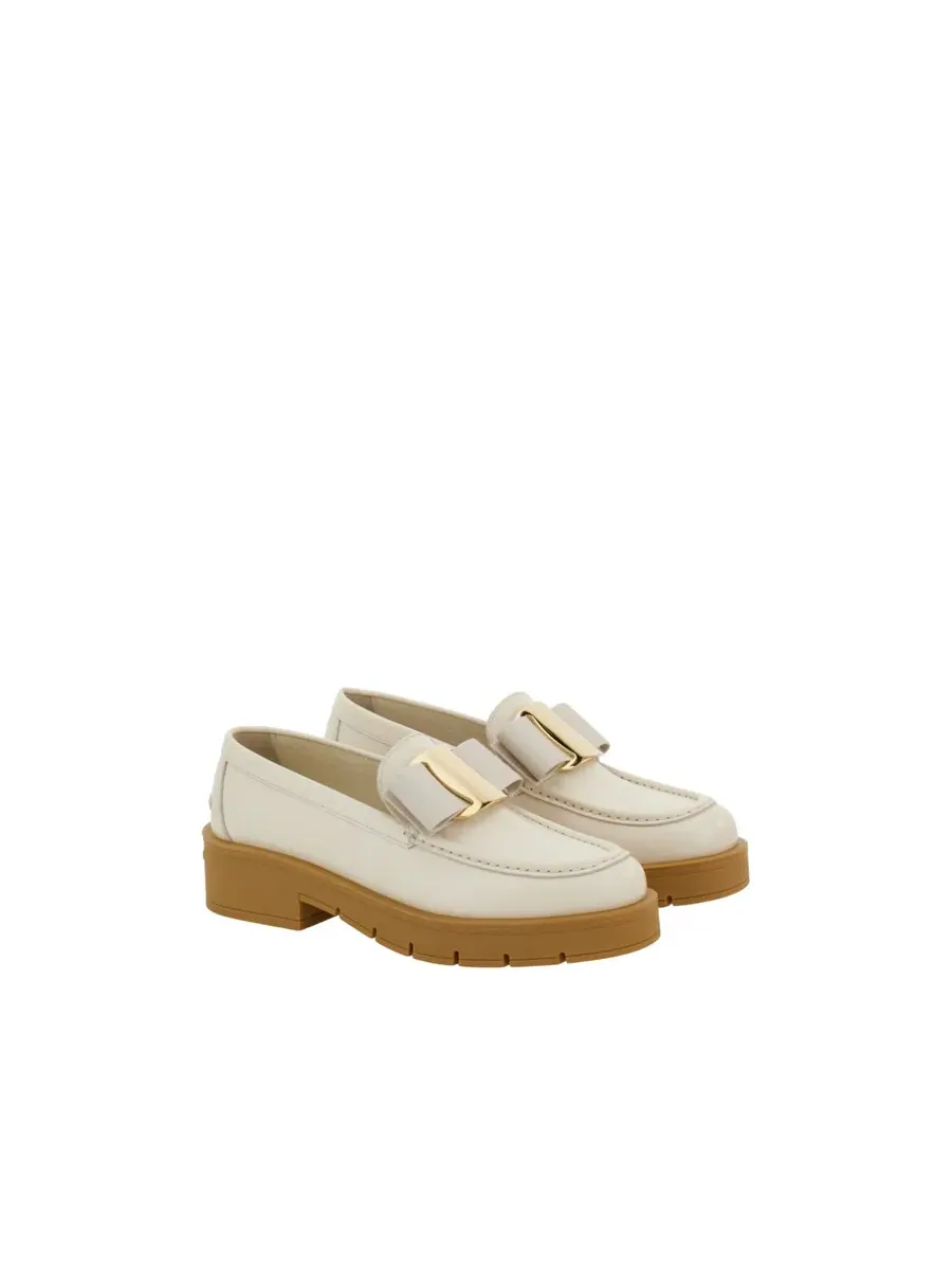 Кожаные лоферы Ferragamo Vara — изображение 2 из 4, белый