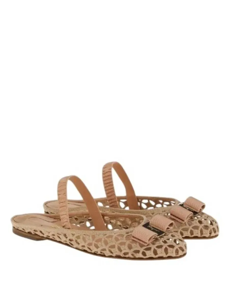Балетки с открытой пяткой Ferragamo Vara Lace, размер 4,5 D — изображение 2 из 2, кость