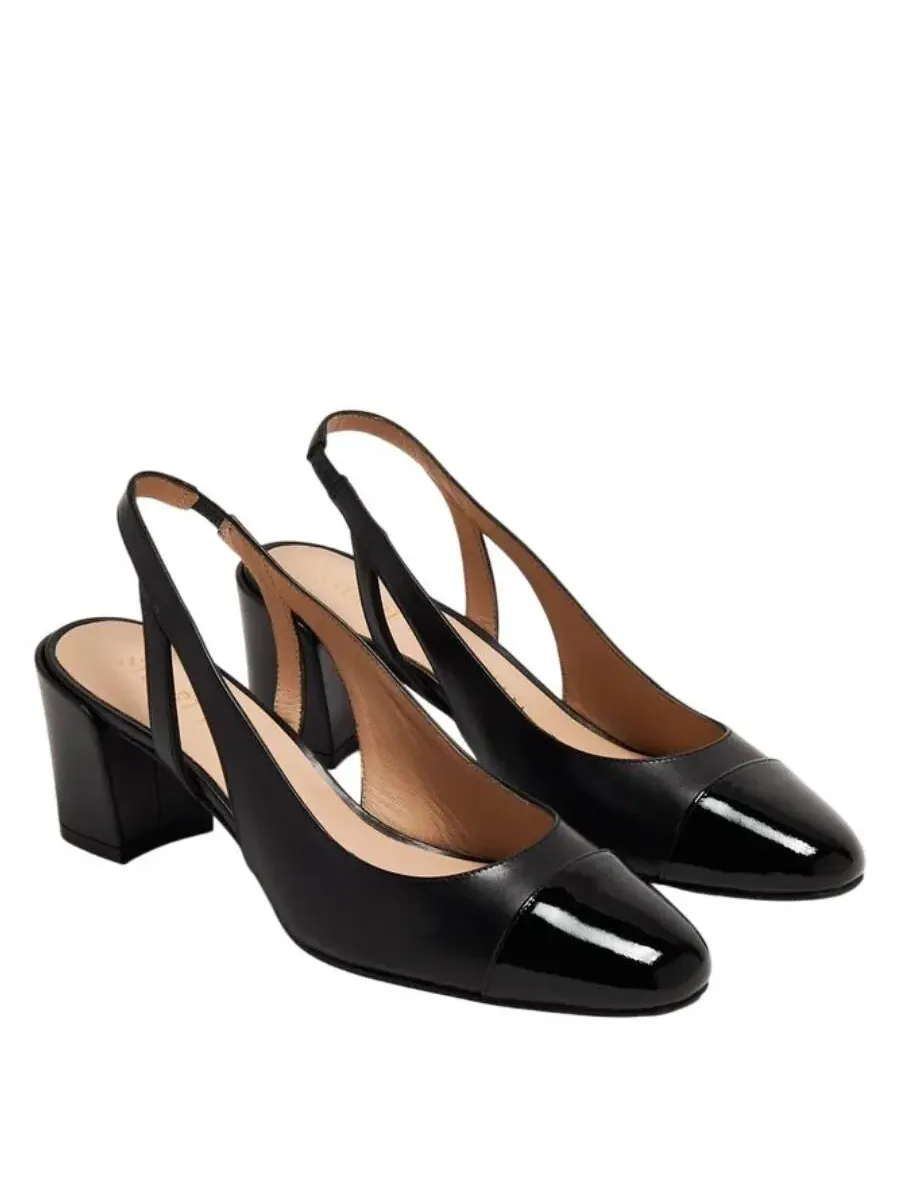 Кожаные туфли-лодочки на ремешке Stuart Weitzman Sleek 50 — изображение 2 из 3, черный