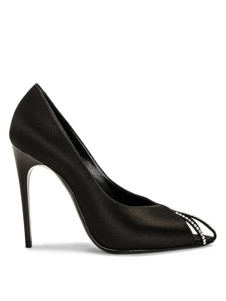 Туфли Saint Laurent Alix из шелкового атласа с кристаллами — серебристый