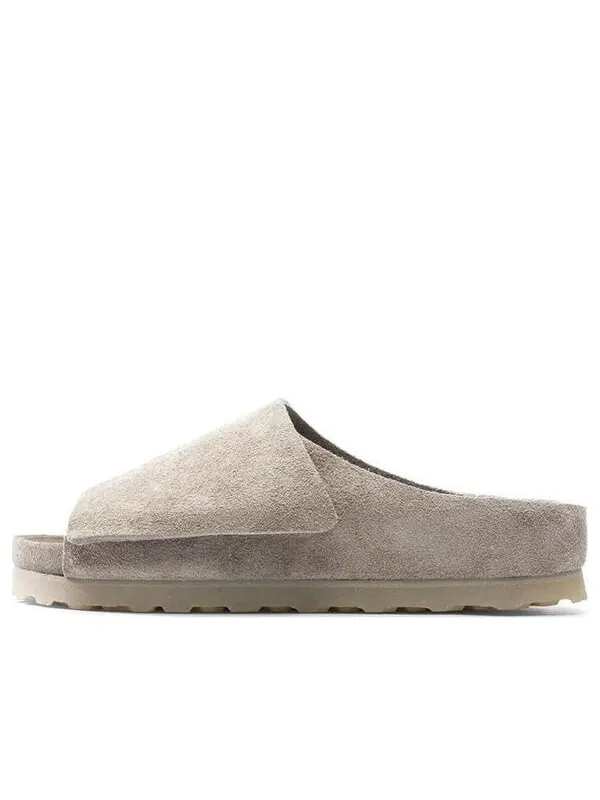 Тапочки x fear of god los feliz suede leather sandals 'taupe' Birkenstock — изображение 1 из 4, бежевый