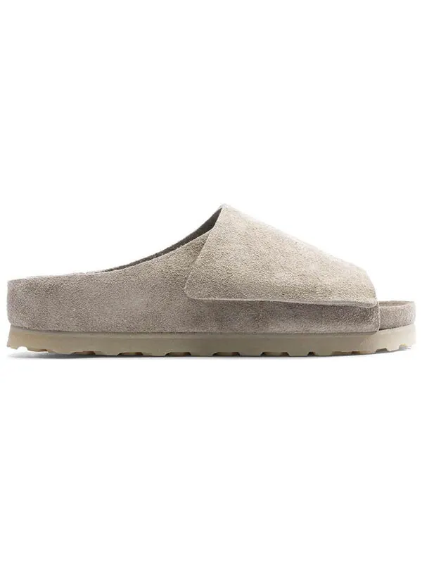Тапочки x fear of god los feliz suede leather sandals 'taupe' Birkenstock — изображение 2 из 4, бежевый