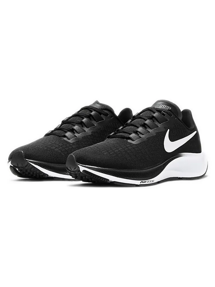 Кроссовки женские Nike Air Zoom Pegasus 37 — изображение 2 из 4, черный/белый