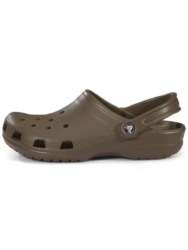 Сандалии Crocs Classic Clog 'Brown' — изображение 2 из 8, коричневый