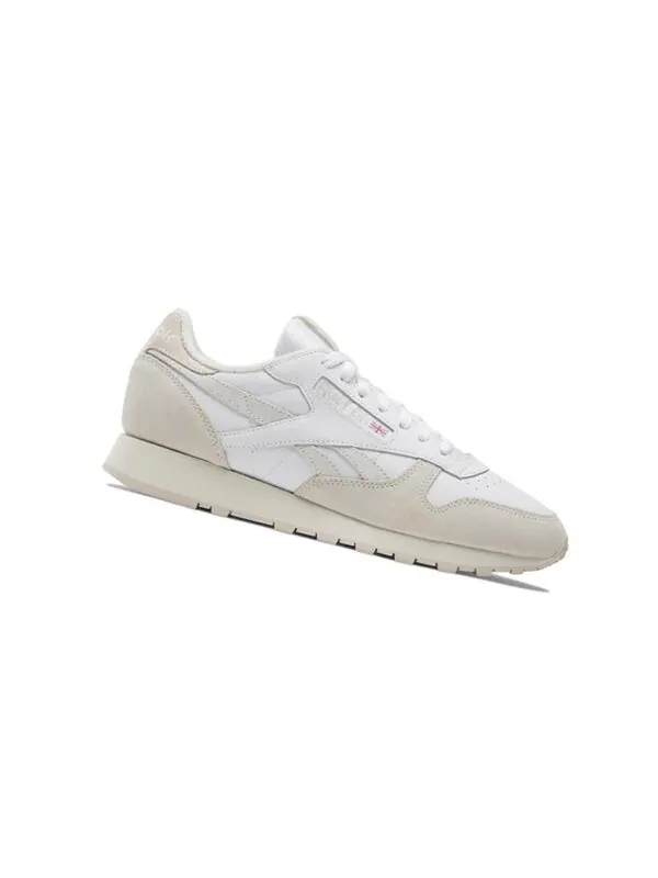 Кроссовки classic leather 'white chalk stucco' Reebok — изображение 2 из 4, белый