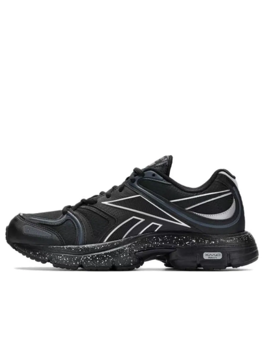 Кроссовки Reebok Premier Road Plus VI 'Black Silver Metallic' — изображение 1 из 4, черный