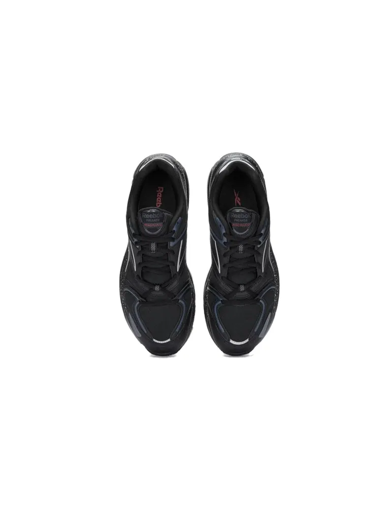 Кроссовки Reebok Premier Road Plus VI 'Black Silver Metallic' — изображение 3 из 4, черный