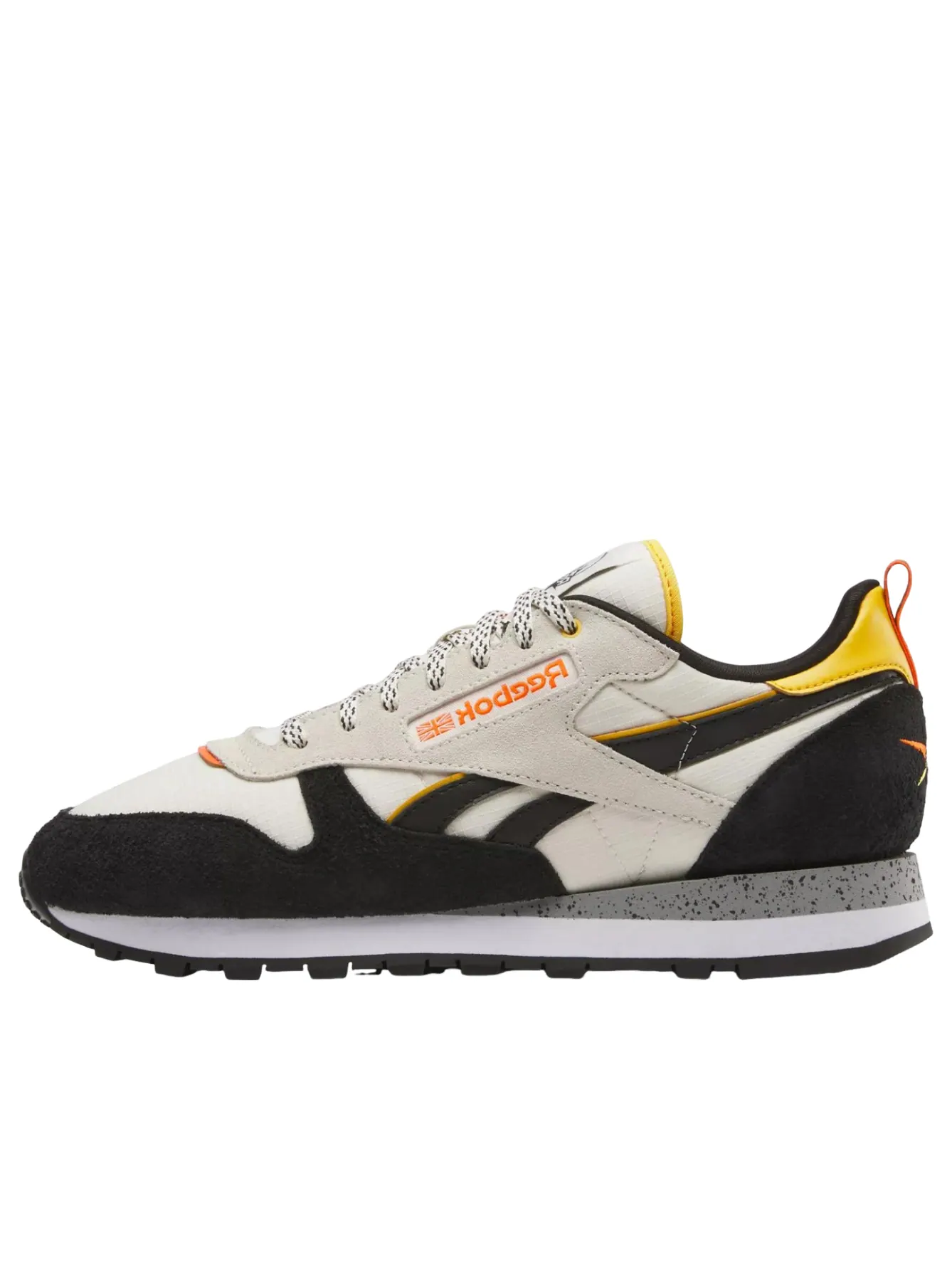 Кроссовки Reebok Classic Leather 'Outdoor Vibes Pack - Alabaster Black' — изображение 1 из 6, черный/золотистый