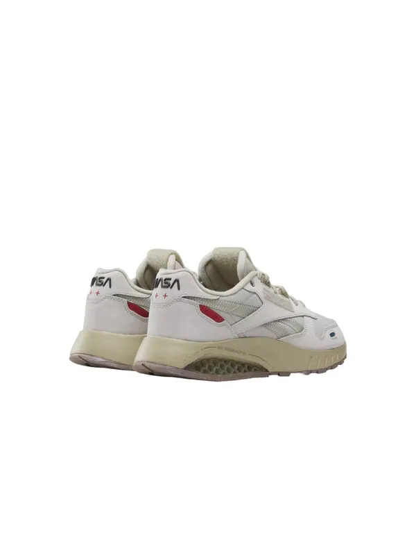 Кроссовки x nasa classic leather hexalite 'grey red' Reebok — изображение 3 из 4, серый/красный