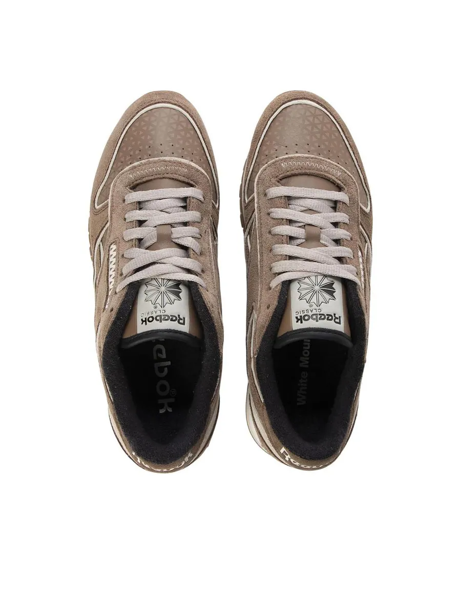 Кроссовки Reebok x White Mountaineering Classic Leather 'Brown' — изображение 4 из 6, коричневый