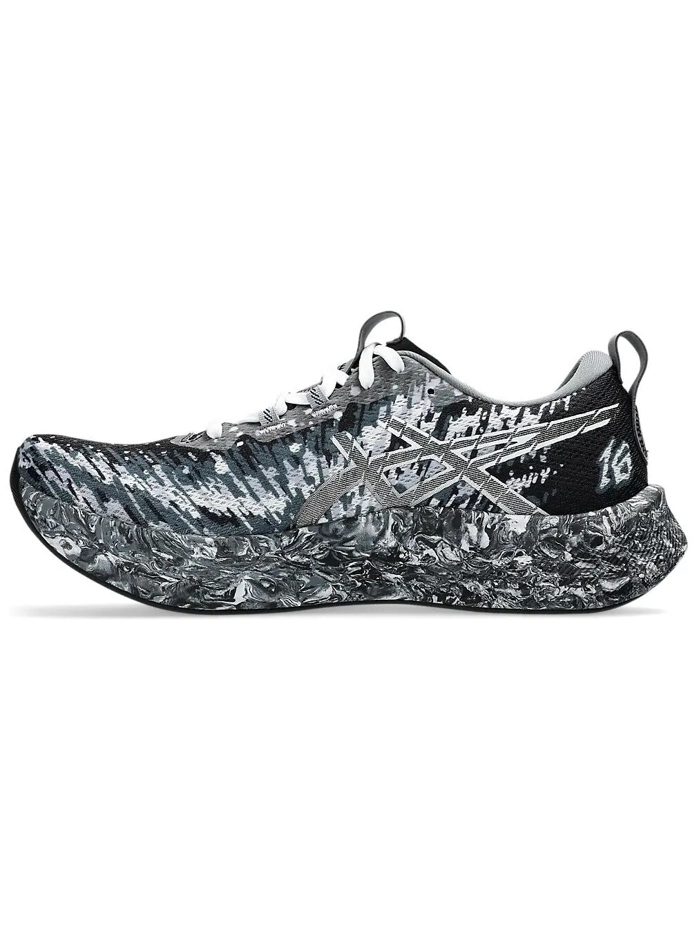 Кроссовки мужские Asics Noosa Tri 16 — изображение 1 из 6, черный белый