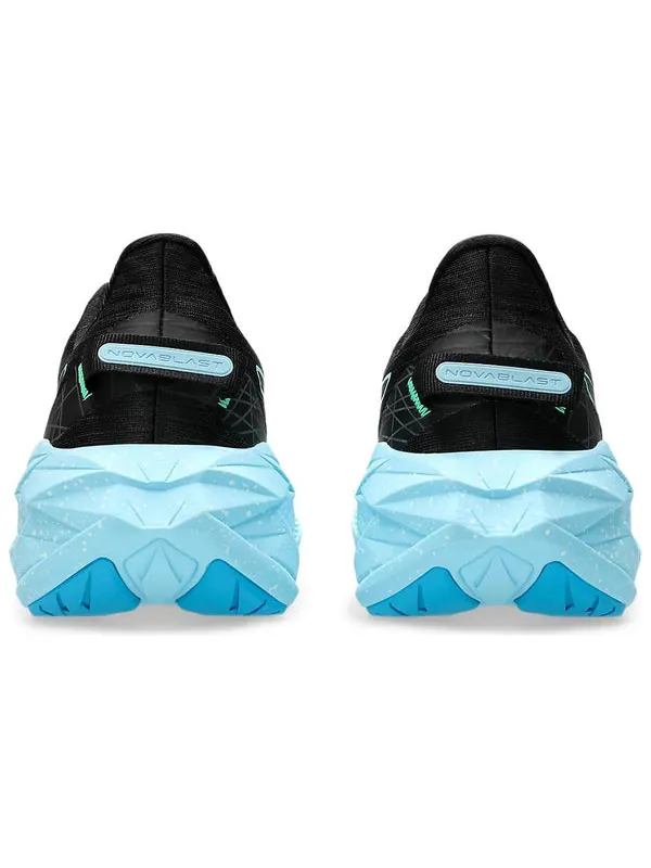 Кроссовки novablast 4 'lite show bright cyan' Asics — изображение 4 из 4, яркий голубой