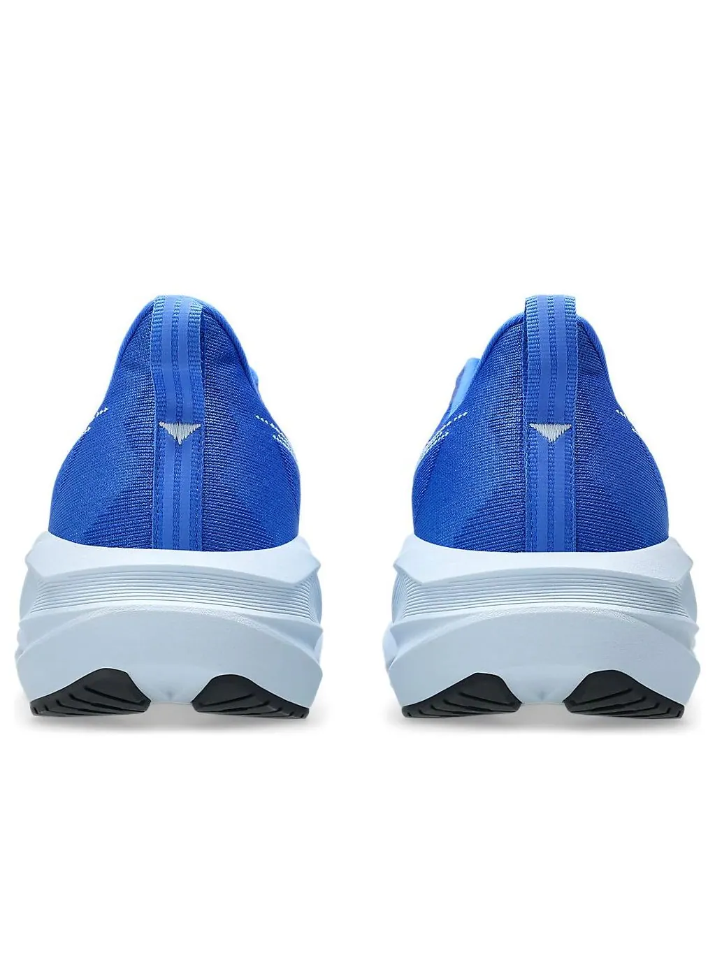 Кроссовки ASICS Novablast 5 'Illusion Blue Light Blue' — изображение 4 из 6, синий