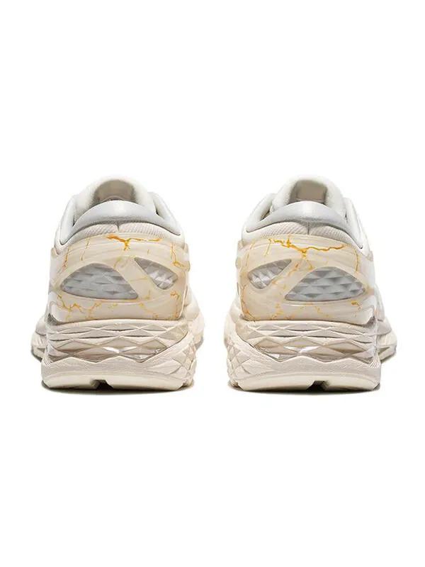 Кроссовки metarun золотые Asics — изображение 3 из 4, белый/золотистый