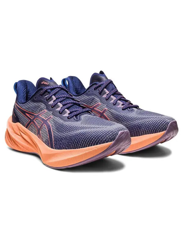 Кроссовки novablast 3 le Asics — изображение 3 из 4, синий