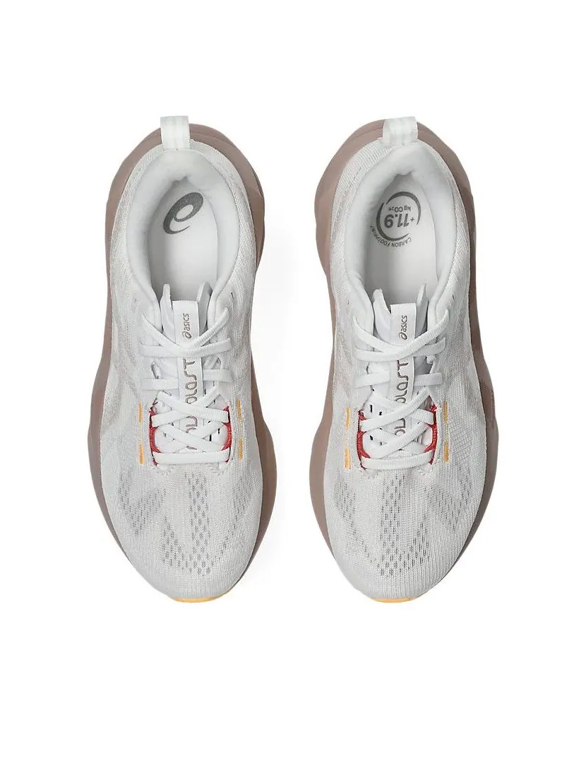 Кроссовки (WMNS) ASICS Novablast 5 'White Fawn' — изображение 4 из 6, белый