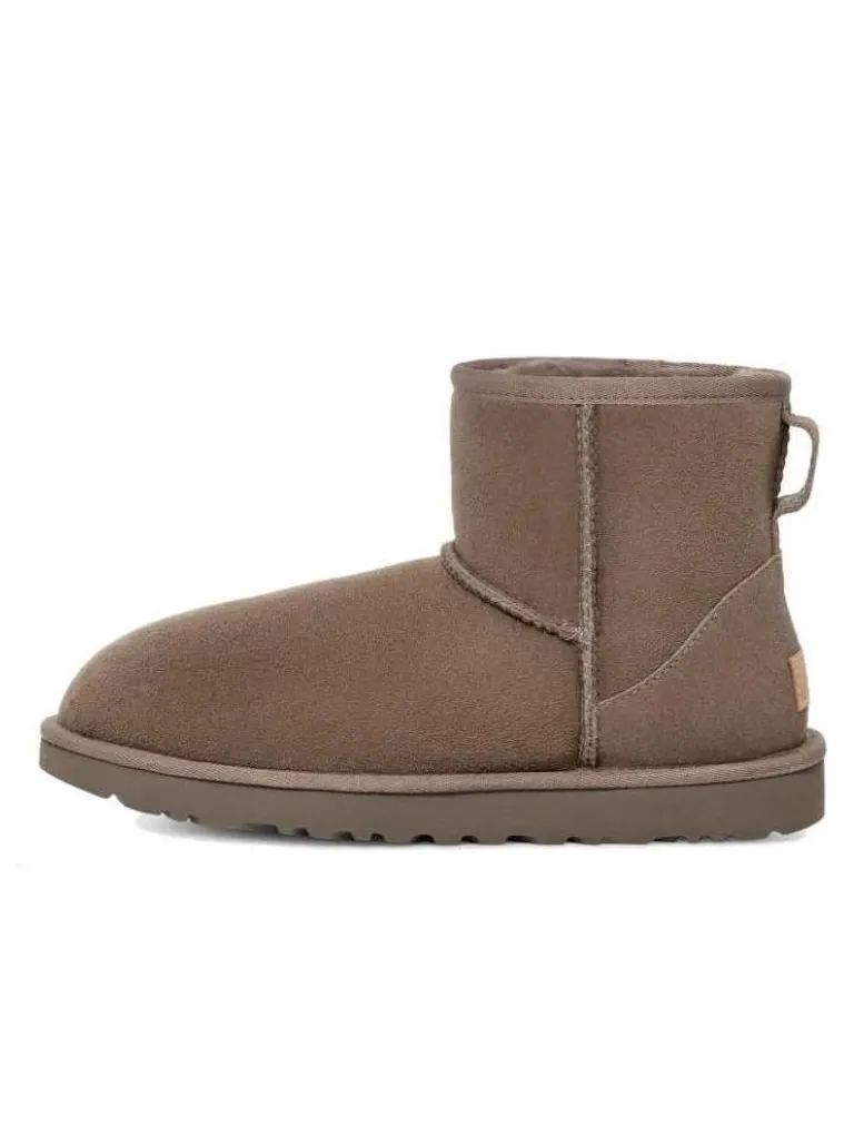 Угги (WMNS) UGG Classic Mini II Boot 'Smoke Plume' — изображение 1 из 6, коричневый