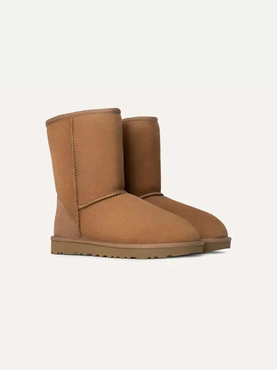 Ботинки Ugg Women's Classic Short II — изображение 2 из 6, орех