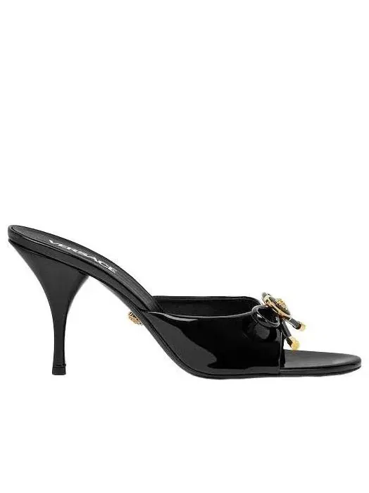 Мюли VERSACE Opera Bow из лакированной кожи, 85 мм — изображение 2 из 7, черный
