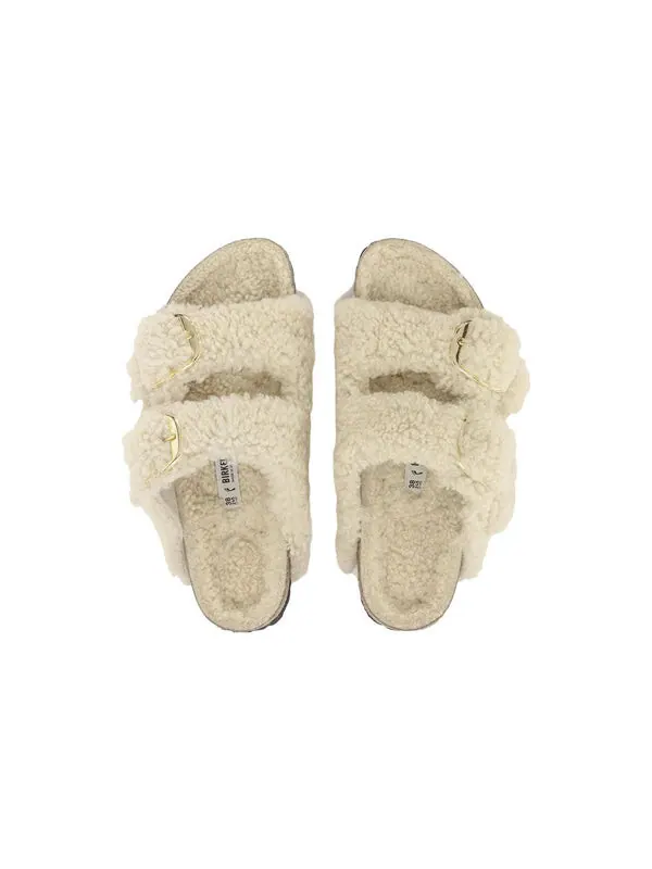 Тапочки arizona big buckle shearling narrow fit 'teddy eggshell' Birkenstock — изображение 4 из 4, белый