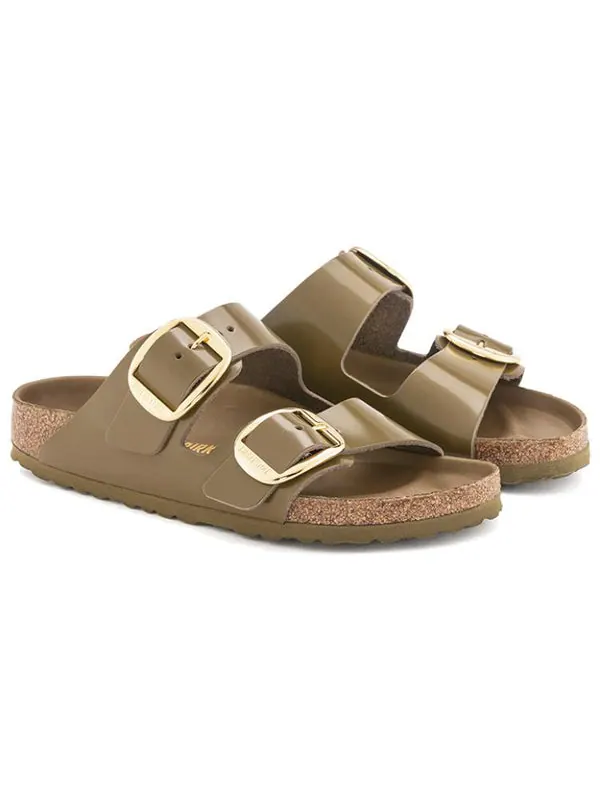 Тапочки arizona big buckle natural leather patent narrow fit sandals 'high shine mud green' Birkenstock — изображение 3 из 4