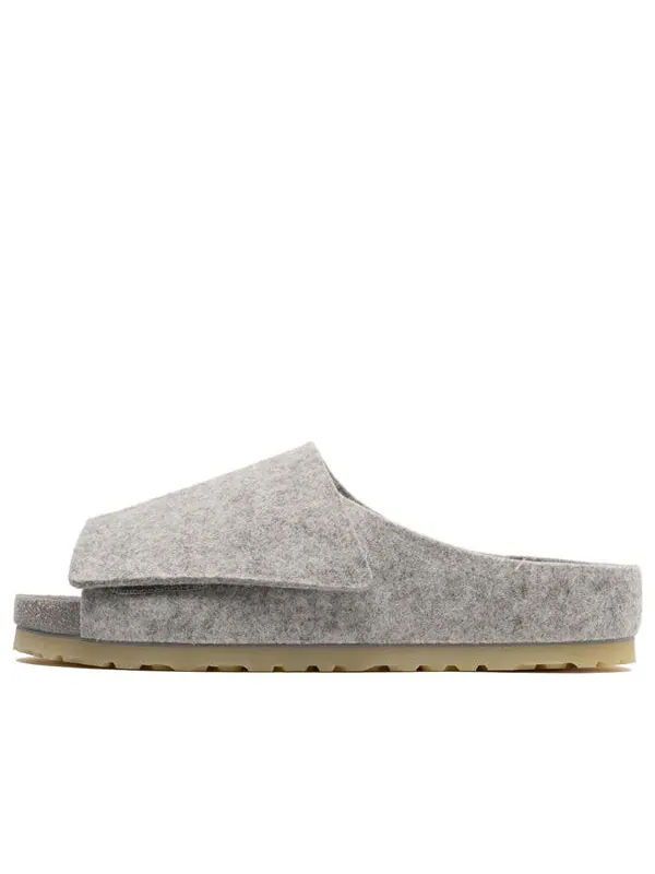 Тапочки x fear of god los feliz felt wool felt sandals 'cement melange' Birkenstock — изображение 1 из 4, серый