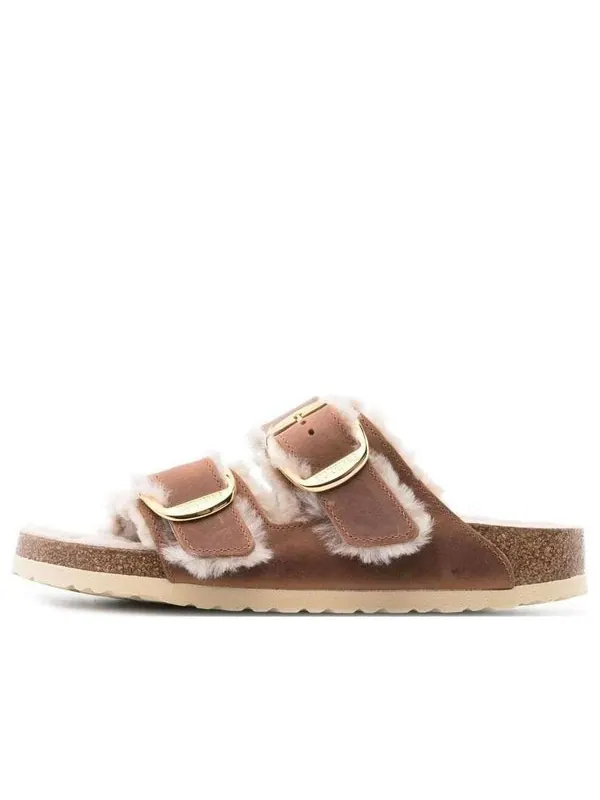 Тапочки arizona big buckle shearling oiled leather narrow fit 'cognac' Birkenstock