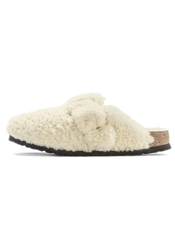 Тапочки boston big buckle shearling narrow fit 'eggshell' Birkenstock — изображение 1 из 4, белый