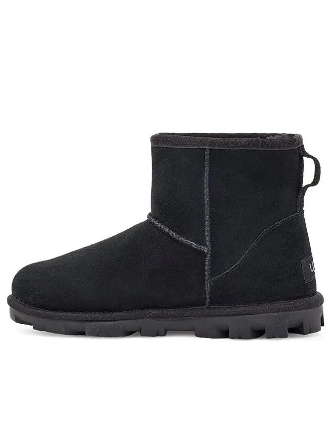 Ботинки зимние UGG WMNS Essential Mini Classic — изображение 1 из 6, черный