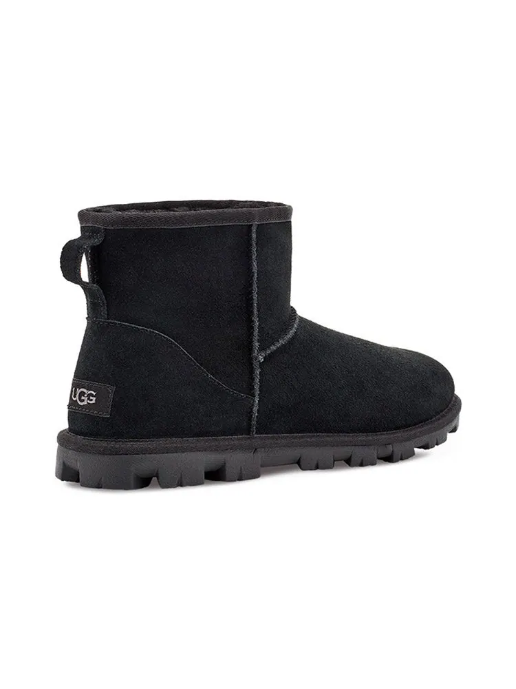 Ботинки зимние UGG WMNS Essential Mini Classic — изображение 4 из 6, черный