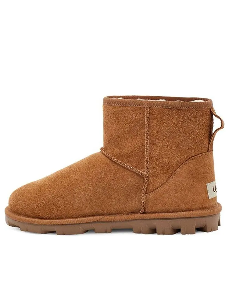 Ботинки зимние UGG WMNS Essential Mini Classic — изображение 1 из 8, коричневый