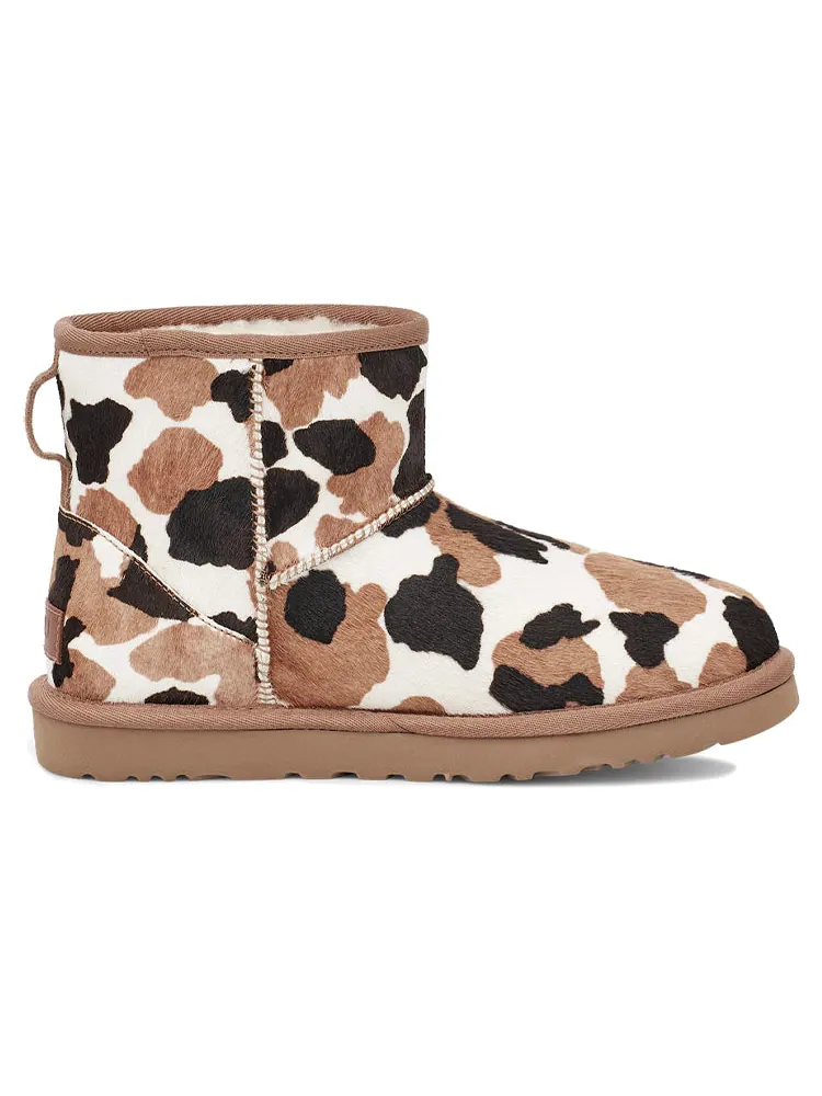 Ботинки зимние UGG WMNS Classic Mini Cow Print — изображение 3 из 7, белый/коричневый/черный