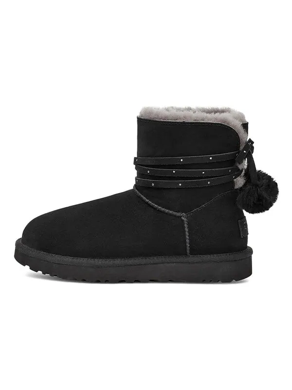 Ботинки зимние UGG с бантом-помпоном — изображение 2 из 4, черный