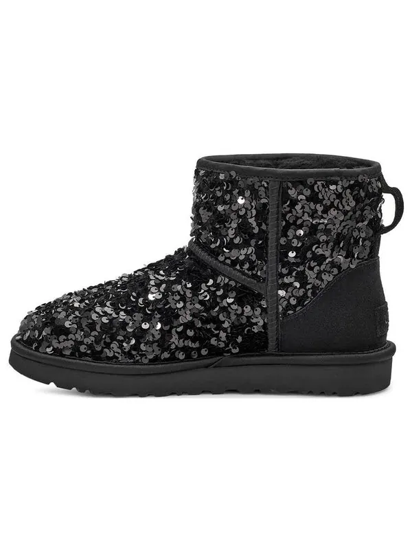Ботинки зимние UGG Classic с крупными пайетками — изображение 2 из 4, черный