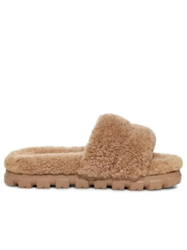 Шлепанцы (WMNS) UGG Cozetta Curly Slide 'Chestnut' — изображение 2 из 6, бежевый