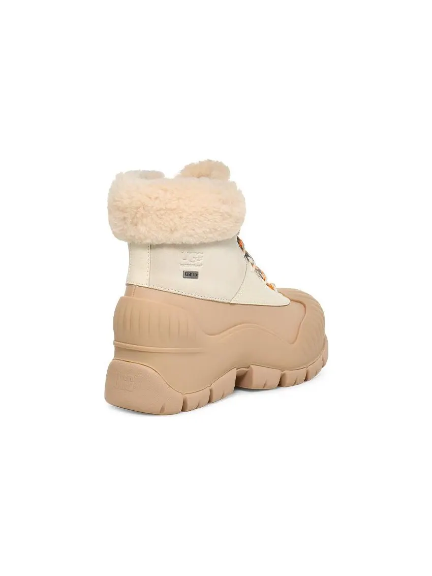 Ботинки зимние UGG WMNS Adiroam Hiker — изображение 4 из 6, белый