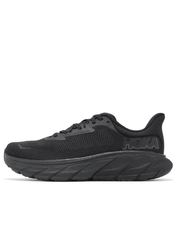 Кроссовки arahi 7 2e wide 'black' Hoka One One — изображение 1 из 4, черный/черный
