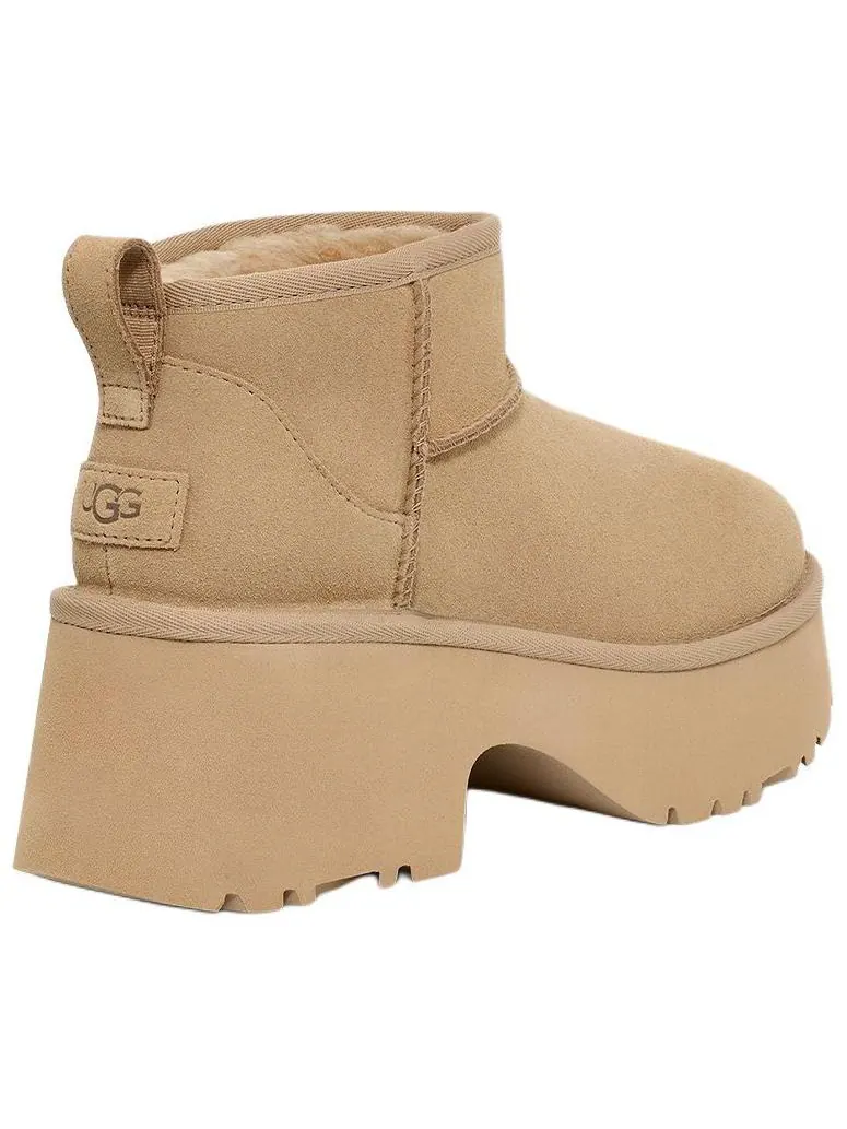 (WMNS) UGG Classic Ultra Mini New Heights 'Mustard Seed' — изображение 4 из 6, горчичный