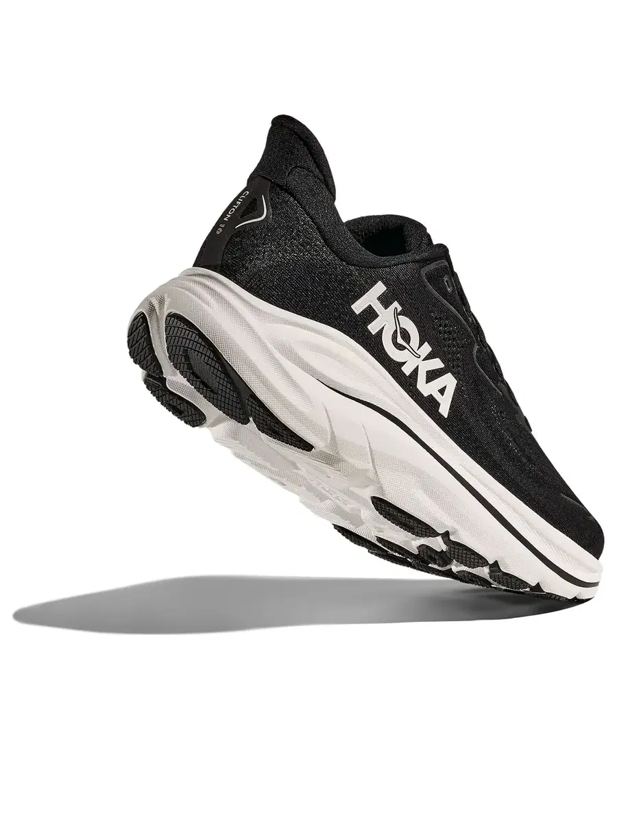 Кроссовки (WMNS) HOKA ONE ONE Clifton 10 Wide 'Black White' — изображение 2 из 6, черный