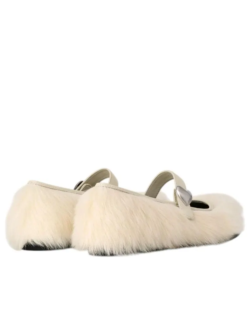 (WMNS) UGG x AMBUSH Mary Jane 'White' — изображение 2 из 5, белый/черный