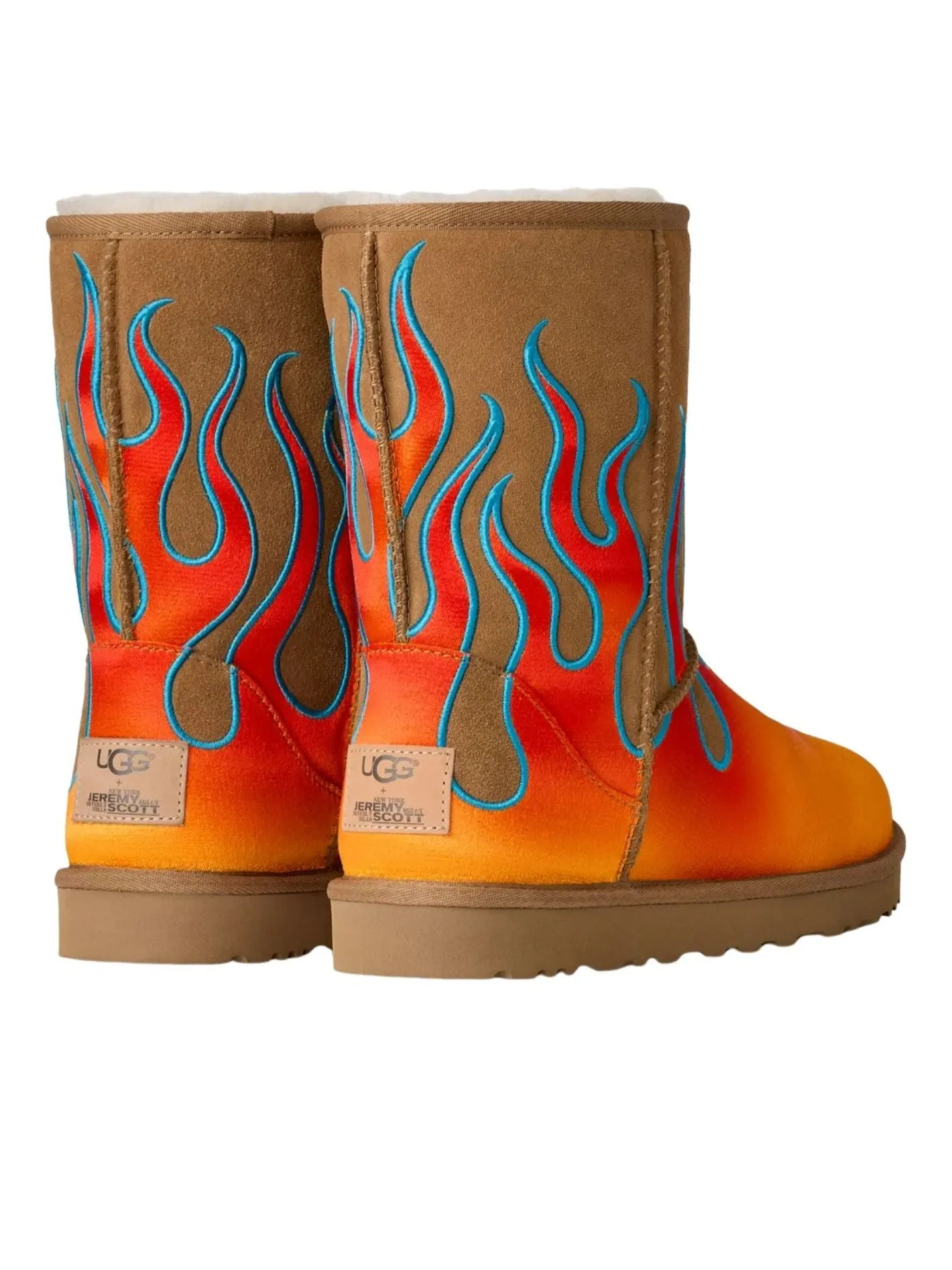 UGG x Jeremy Scott Классические короткие ботинки 'Flames Chestnut' 2025 — изображение 3 из 6, коричневый