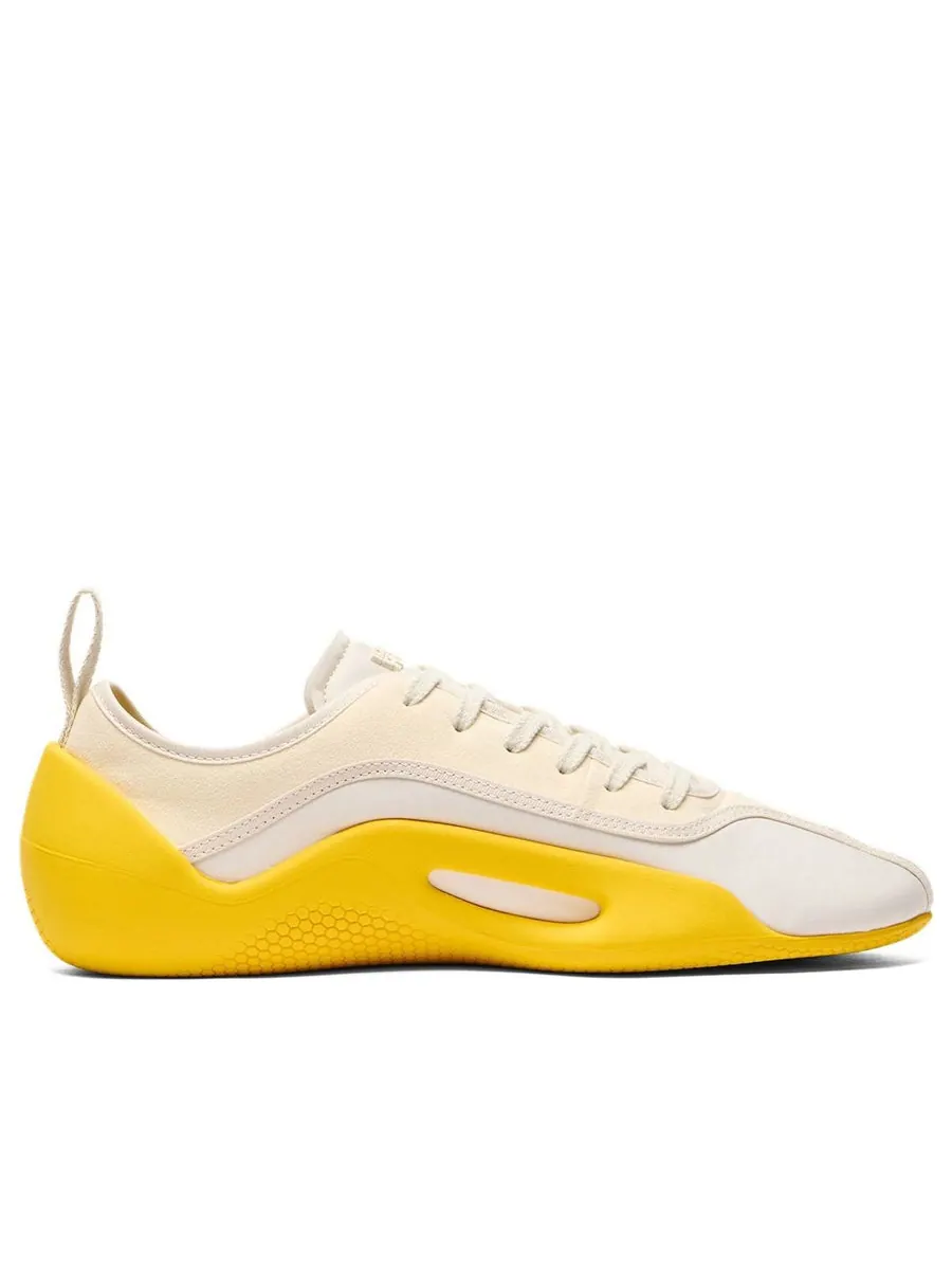 Кроссовки Onitsuka Tiger Tiger Ergonio 'Birch Yellow' — изображение 2 из 6, бежевый