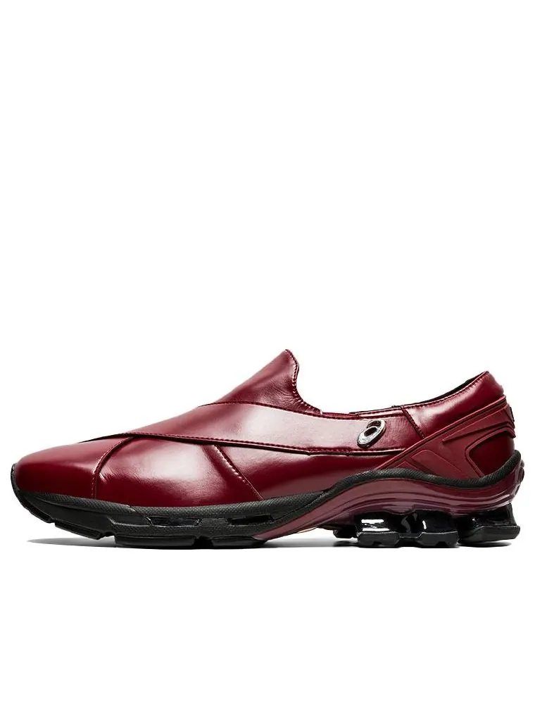 Беговые кроссовки ASICS GmbH x Gel Chappal 'Burgundy' — изображение 1 из 5, красный