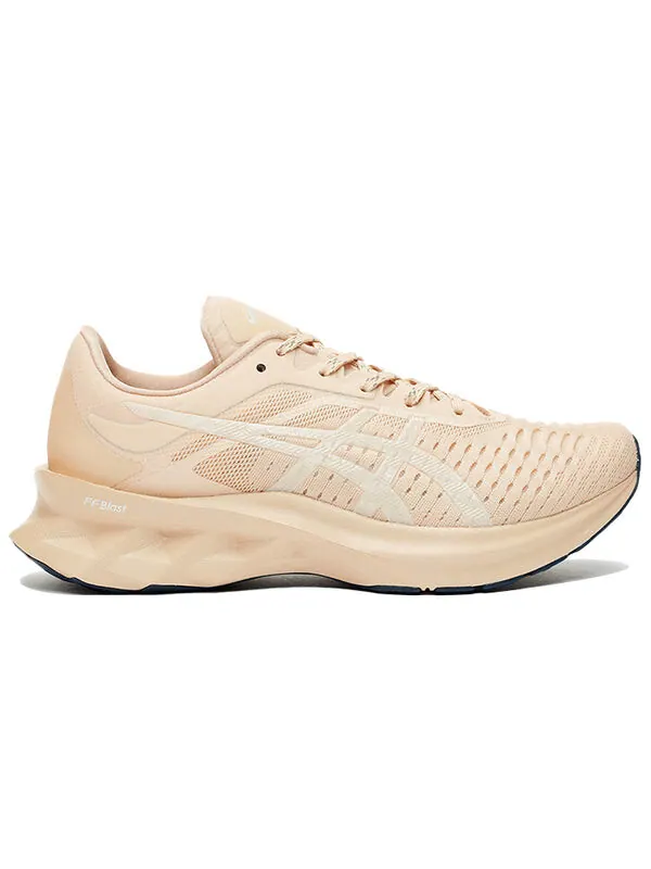 Кроссовки sneakersnstuff x novablast Asics — изображение 2 из 4, розовый