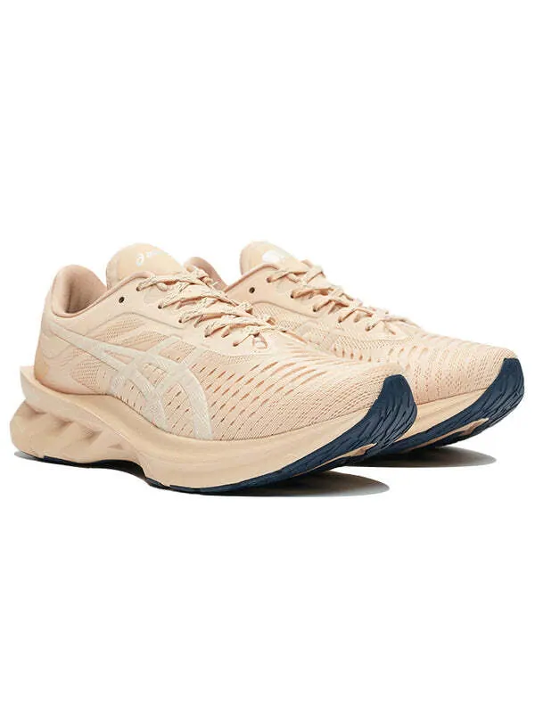 Кроссовки sneakersnstuff x novablast Asics — изображение 3 из 4, розовый