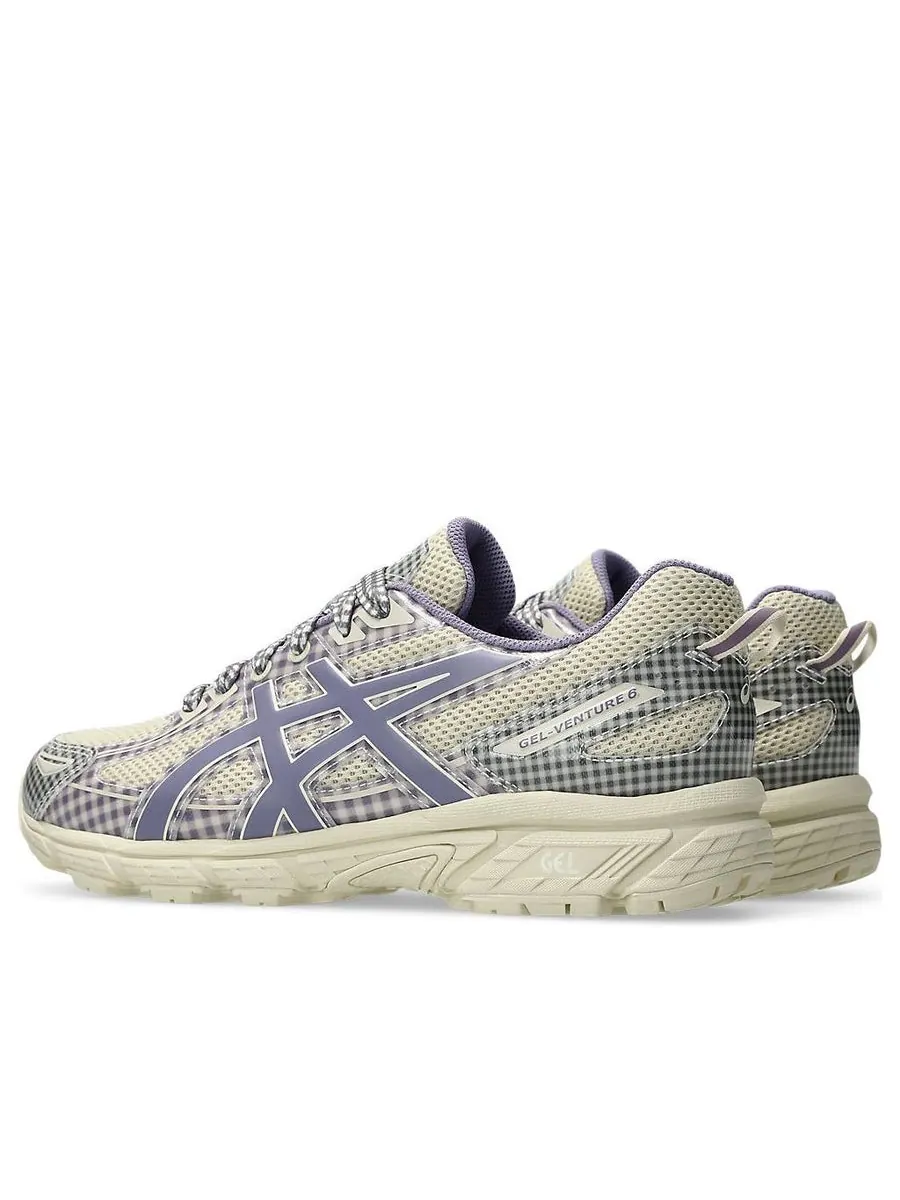 Кроссовки ASICS x Story mfg. Gel-Venture 6 'Vanilla Violet Quartz Gingham' — изображение 4 из 7, бежевый