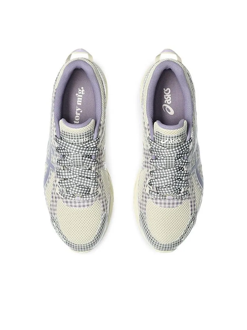 Кроссовки ASICS x Story mfg. Gel-Venture 6 'Vanilla Violet Quartz Gingham' — изображение 6 из 7, бежевый