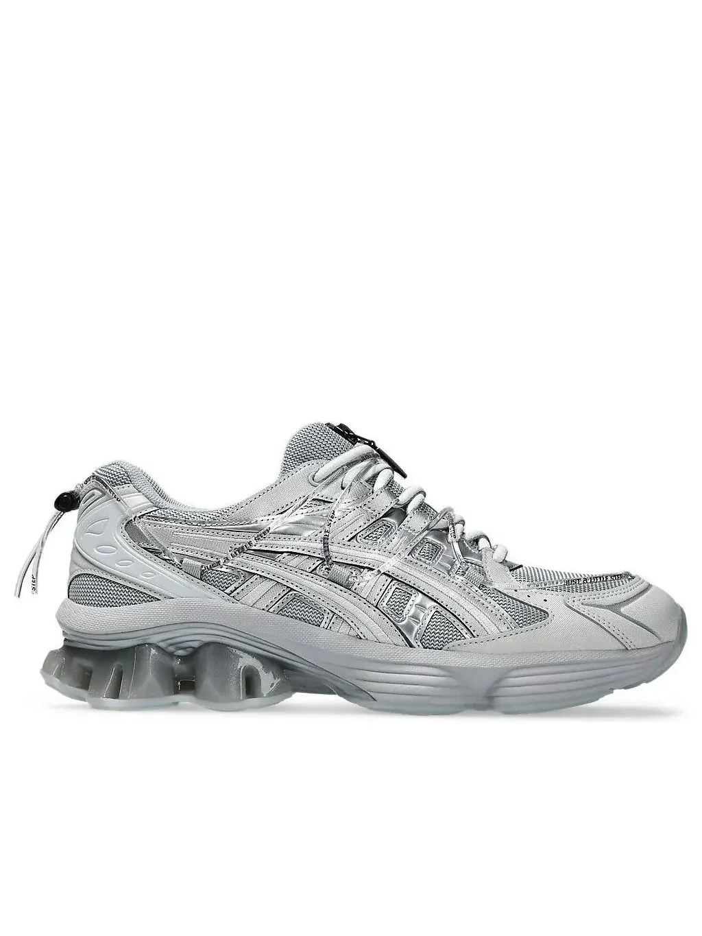 Кроссовки ASICS x Yoasobi Gel-Kinetic Fluent 'Silver' — изображение 2 из 7, серебряный