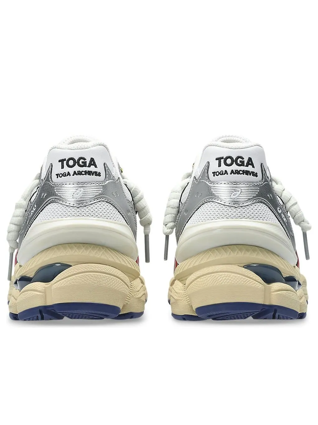 Asics x TOGA Gel-Cumulus 16 TG 'White Red Pure Silver' — изображение 4 из 6